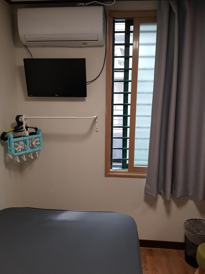 Hostel Take 1 Hongdae